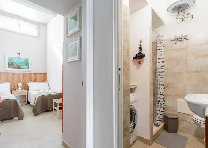 Mati * 玛丽娜迪曼卡维萨