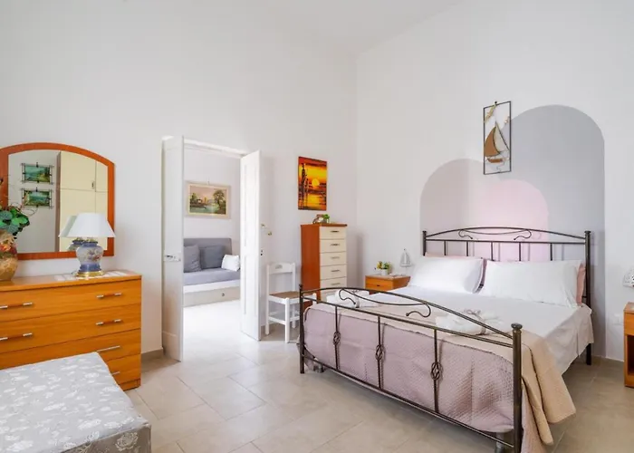 Mati 玛丽娜迪曼卡维萨