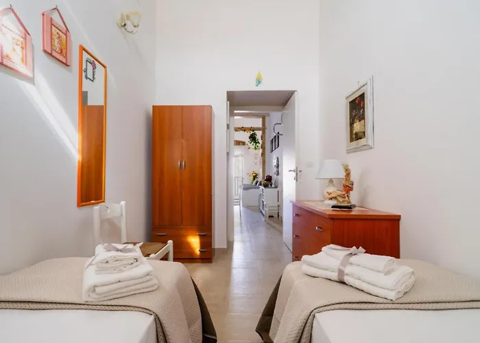 Mati 公寓 玛丽娜迪曼卡维萨